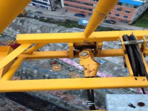 安庆市吊车出租电话_吊车日常维护的经验和一些小技巧